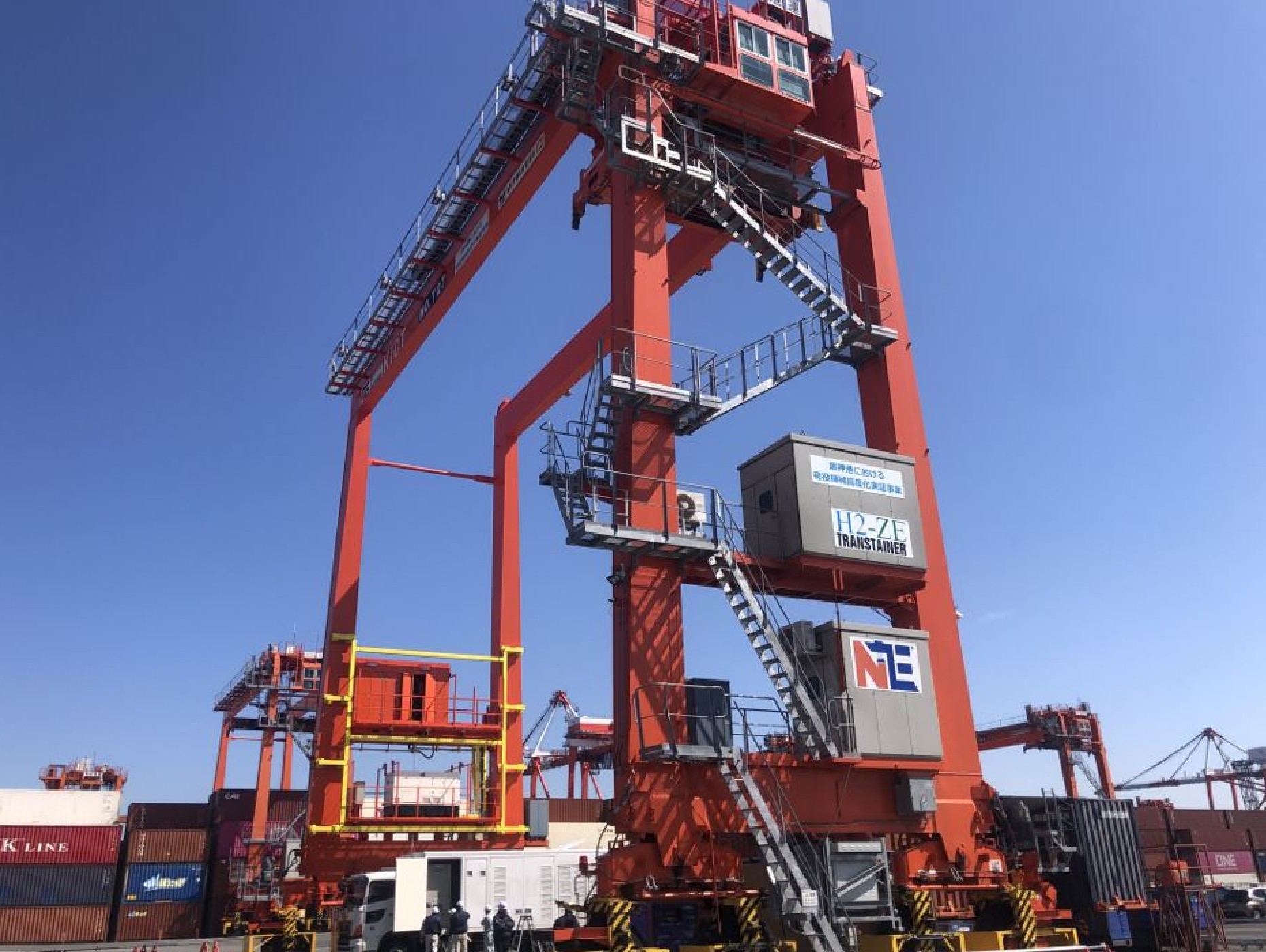 阪神港コンテナターミナルにおける荷役機械高度化実証事業